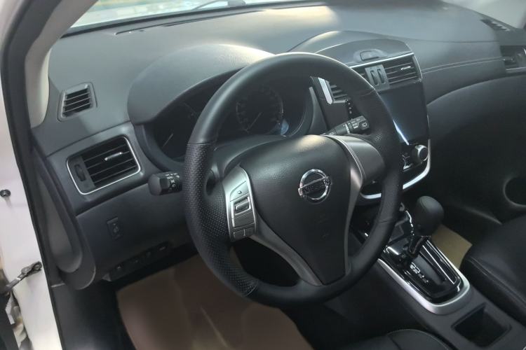 Used Nissan Tiida 2024 1.6L CVT Cool Dynamic Edition Interior 3