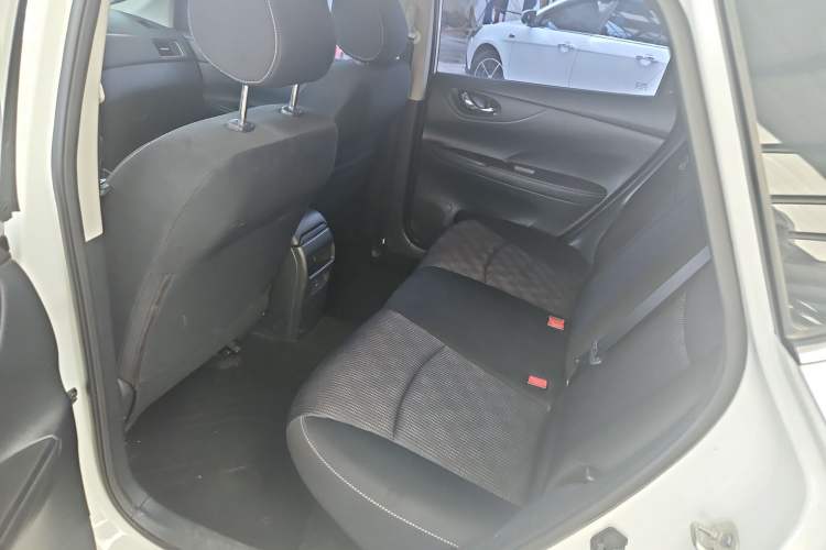 Used Nissan Tiida 2024 1.6L CVT Cool Dynamic Edition Interior 4