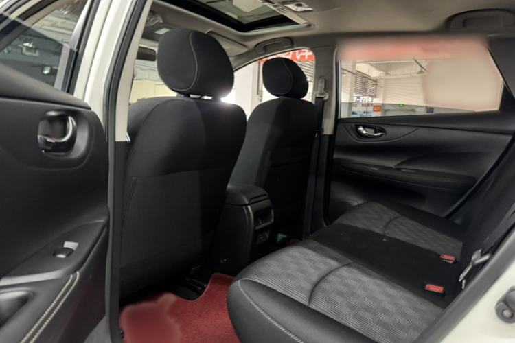 Used Nissan Tiida 2024 1.6L CVT Cool Dynamic Edition Interior 5