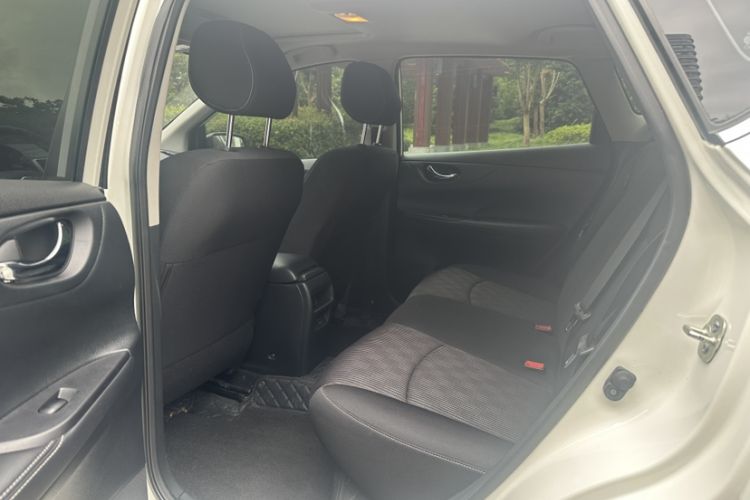Used Nissan Tiida 2024 1.6L CVT Cool Dynamic Edition Interior 8