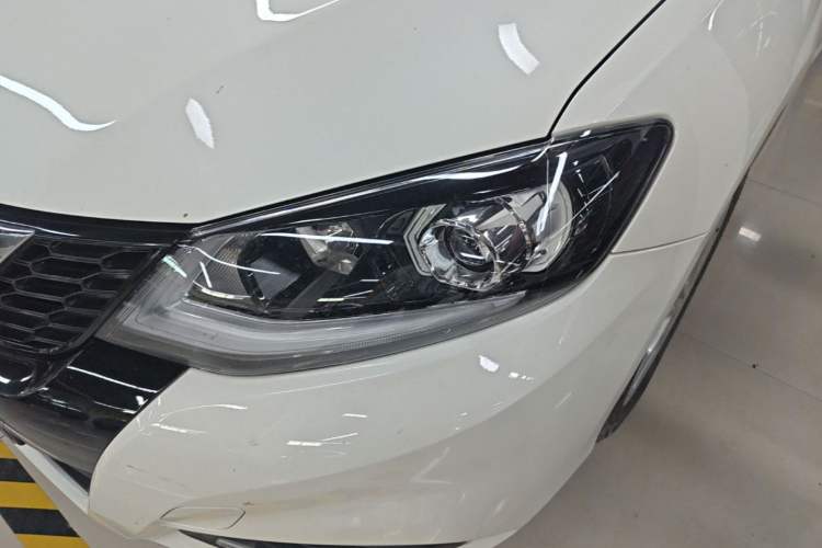 Used Nissan Tiida 2024 1.6L CVT Smart Drive Edition Left Front Headlight