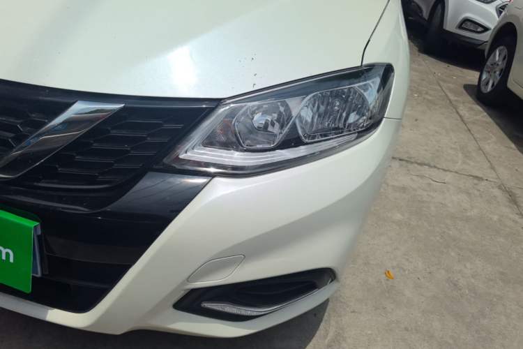 Used Nissan Tiida 2024 1.6L CVT Cool Dynamic Edition Left Front Headlight