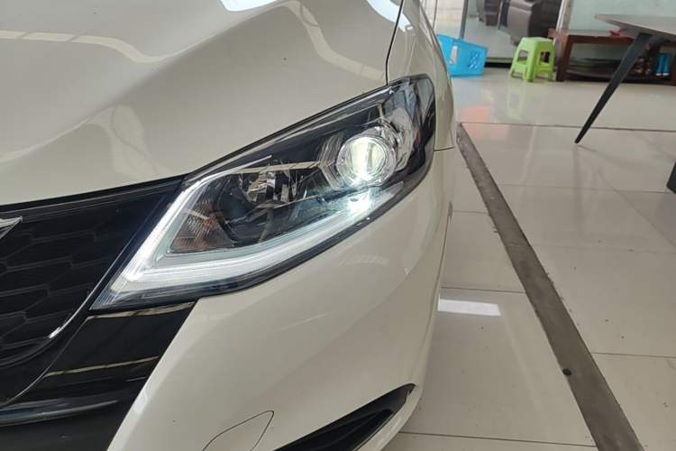 Used Nissan Tiida 2024 1.6L CVT Smart Drive Edition Left Front Headlight