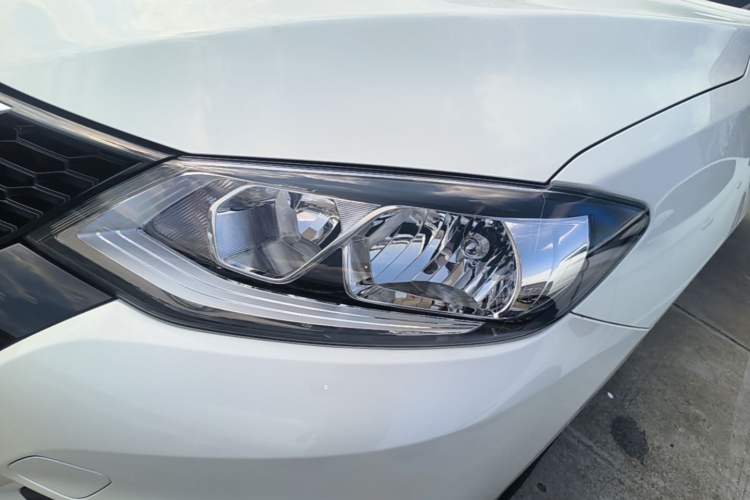 Used Nissan Tiida 2024 1.6L CVT Cool Dynamic Edition Left Front Headlight