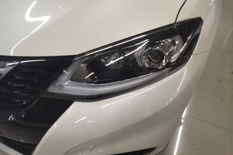 Used Nissan Tiida 2024 1.6L CVT ZhiZun Edition Left Front Headlight