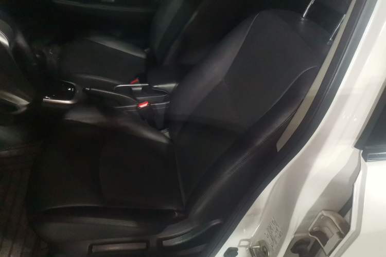 Used Nissan Tiida 2024 1.6L CVT Cool Dynamic Edition Left Front Seat