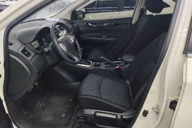 Used Nissan Tiida 2024 1.6L CVT Cool Dynamic Edition Left Front Seat