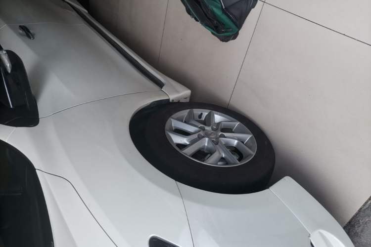 Used Nissan Tiida 2024 1.6L CVT Smart Drive Edition Left Front Wheel Hub
