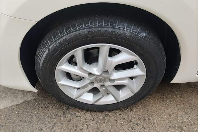 Used Nissan Tiida 2024 1.6L CVT Cool Dynamic Edition Left Front Wheel Hub