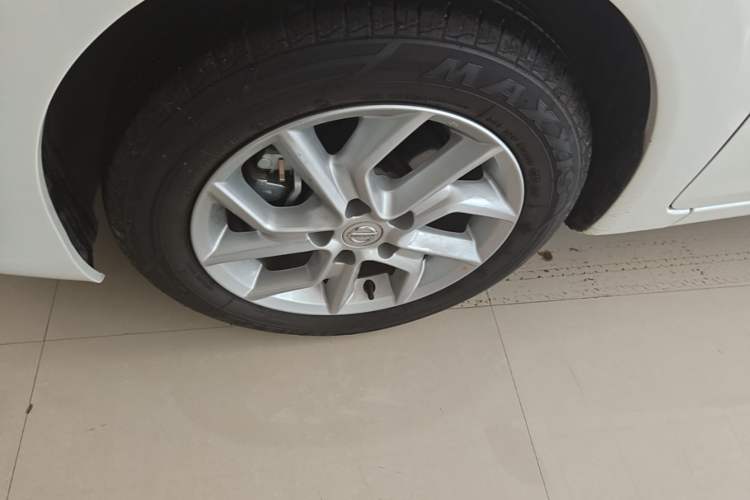Used Nissan Tiida 2024 1.6L CVT Cool Dynamic Edition Left Front Wheel Hub