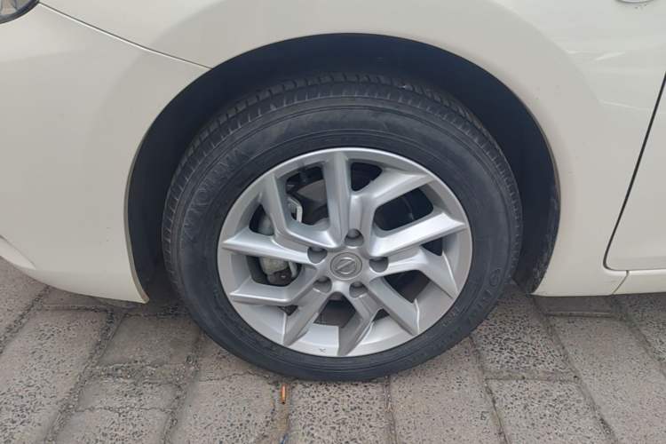 Used Nissan Tiida 2024 1.6L CVT Cool Dynamic Edition Left Front Wheel Hub
