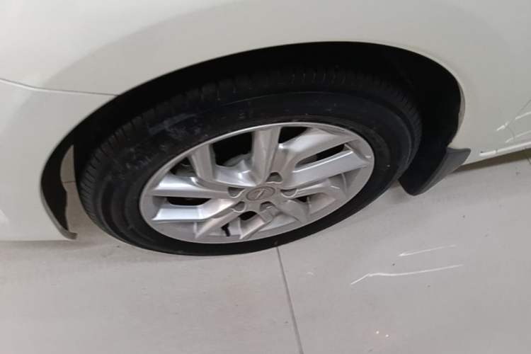 Used Nissan Tiida 2024 1.6L CVT Smart Drive Edition Left Front Wheel Hub
