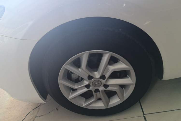 Used Nissan Tiida 2024 1.6L CVT Smart Drive Edition Left Front Wheel Hub