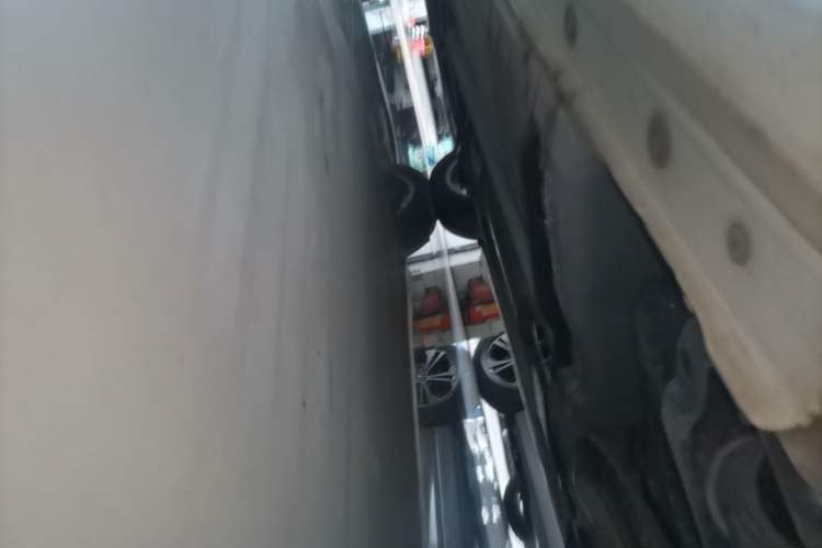 Used Nissan Tiida 2024 1.6L CVT Smart Drive Edition Left Side Sill
