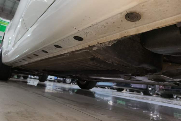 Used Nissan Tiida 2024 1.6L CVT Smart Drive Edition Left Side Sill