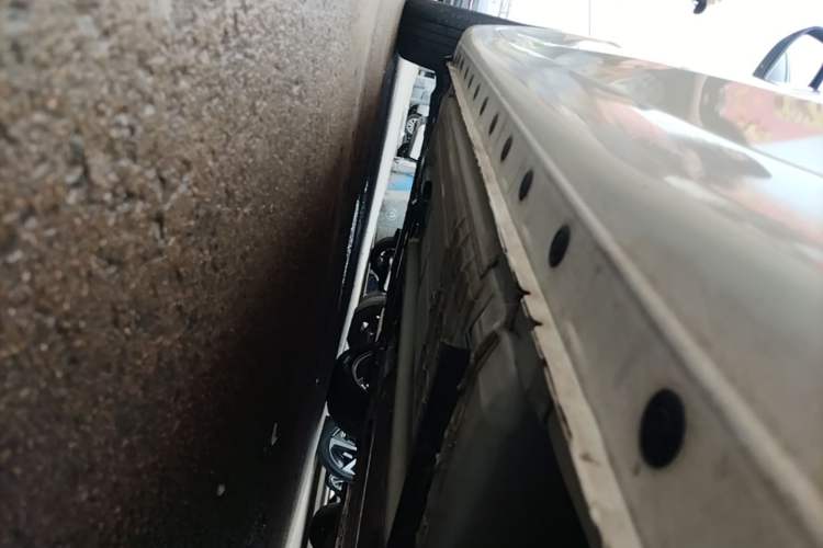 Used Nissan Tiida 2024 1.6L CVT Cool Dynamic Edition Left Side Sill