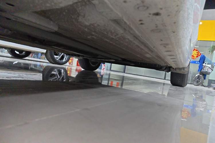 Used Nissan Tiida 2024 1.6L CVT Smart Drive Edition Left Side Sill