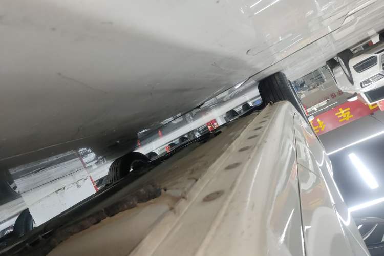 Used Nissan Tiida 2024 1.6L CVT Smart Drive Edition Left Side Sill