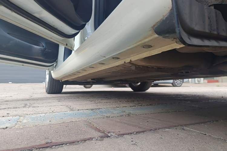 Used Nissan Tiida 2024 1.6L CVT Cool Dynamic Edition Left Side Sill