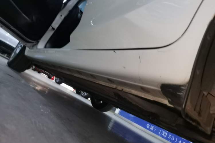 Used Nissan Tiida 2024 1.6L CVT Smart Drive Edition Left Side Sill