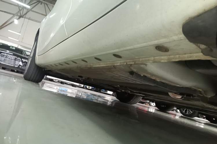 Used Nissan Tiida 2024 1.6L CVT Cool Dynamic Edition Left Side Sill