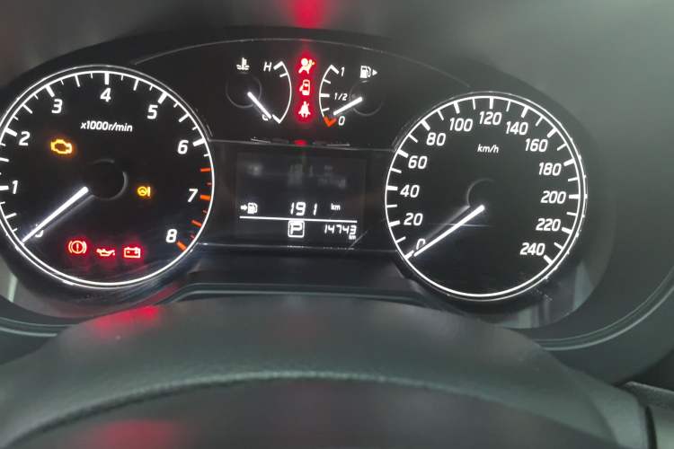 Used Nissan Tiida 2024 1.6L CVT Cool Dynamic Edition Odometer Close Up