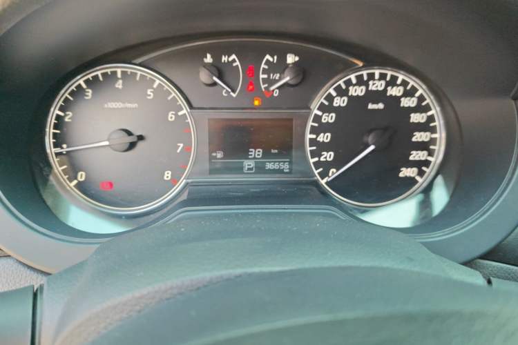 Used Nissan Tiida 2024 1.6L CVT Cool Dynamic Edition Odometer Close Up