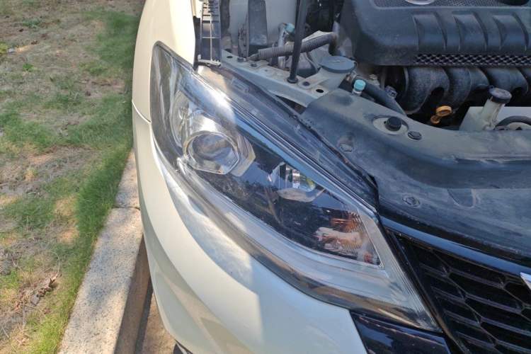 Used Nissan Tiida 2024 1.6L CVT Smart Drive Edition Right Front Headlight