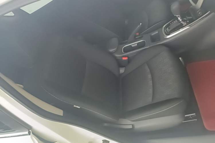 Used Nissan Tiida 2024 1.6L CVT Cool Dynamic Edition Right Front Seat