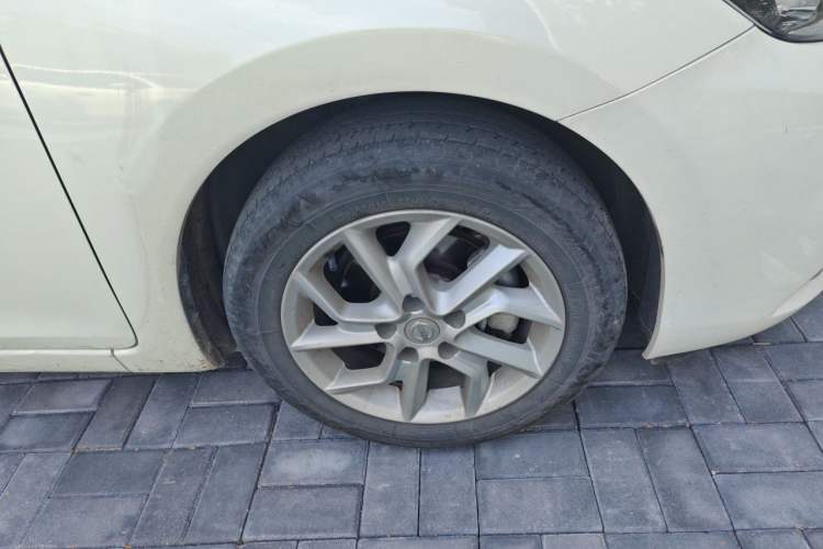 Used Nissan Tiida 2024 1.6L CVT Smart Drive Edition Right Front Wheel Hub