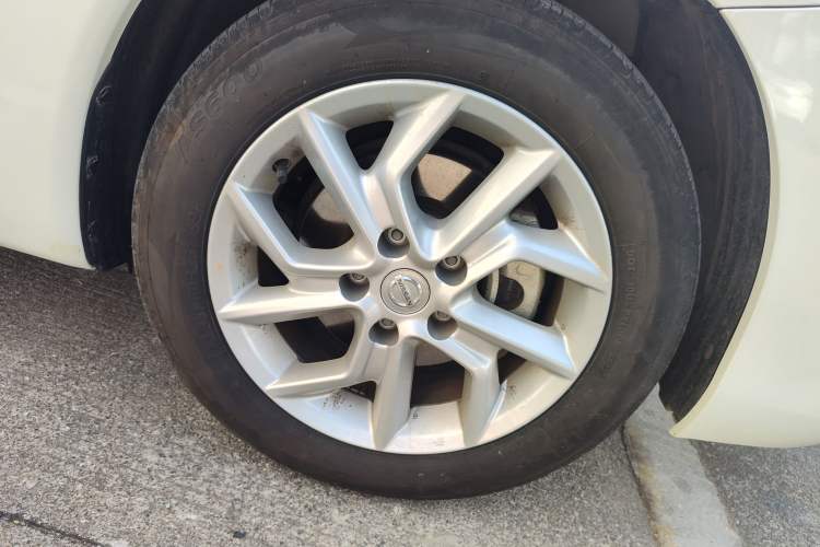 Used Nissan Tiida 2024 1.6L CVT Smart Drive Edition Right Front Wheel Hub