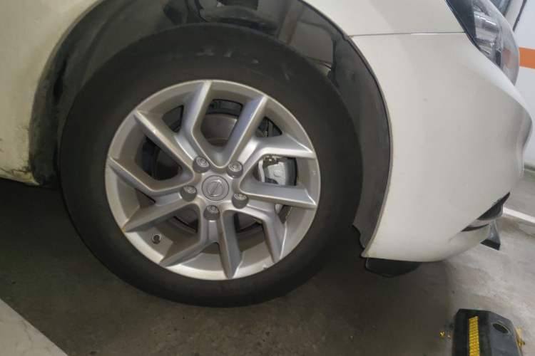 Used Nissan Tiida 2024 1.6L CVT Smart Drive Edition Right Front Wheel Hub