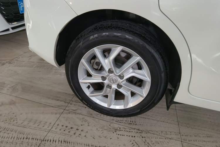 Used Nissan Tiida 2024 1.6L CVT Smart Drive Edition Right Rear Wheel Hub