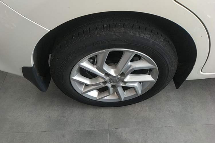 Used Nissan Tiida 2024 1.6L CVT Cool Dynamic Edition Right Rear Wheel Hub