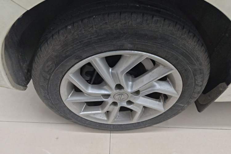 Used Nissan Tiida 2024 1.6L CVT Smart Drive Edition Right Rear Wheel Hub