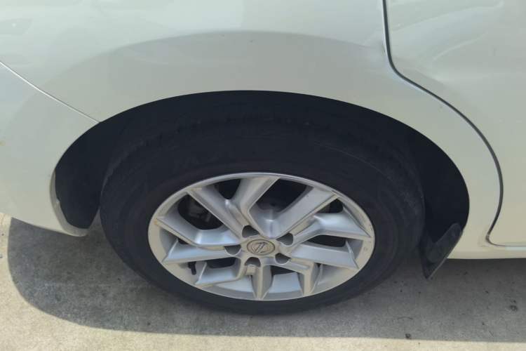 Used Nissan Tiida 2024 1.6L CVT Cool Dynamic Edition Right Rear Wheel Hub