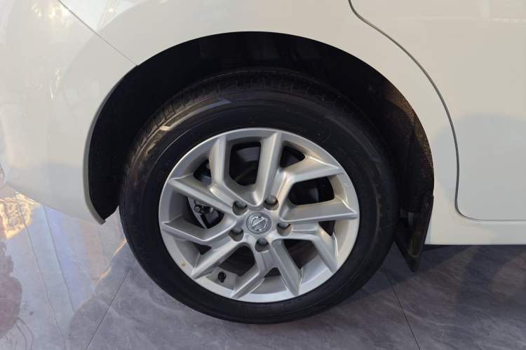Used Nissan Tiida 2024 1.6L CVT Smart Drive Edition Right Rear Wheel Hub