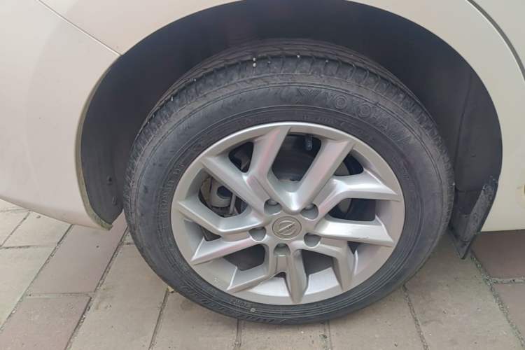 Used Nissan Tiida 2024 1.6L CVT Cool Dynamic Edition Right Rear Wheel Hub