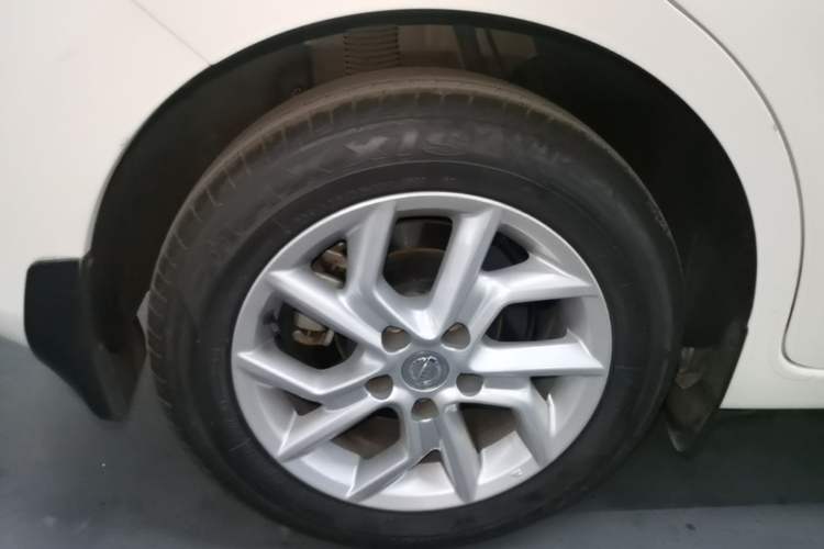 Used Nissan Tiida 2024 1.6L CVT Smart Drive Edition Right Rear Wheel Hub
