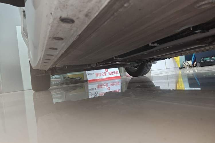 Used Nissan Tiida 2024 1.6L CVT Cool Dynamic Edition Right Side Sill