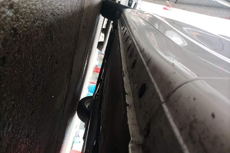 Used Nissan Tiida 2024 1.6L CVT Cool Dynamic Edition Right Side Sill