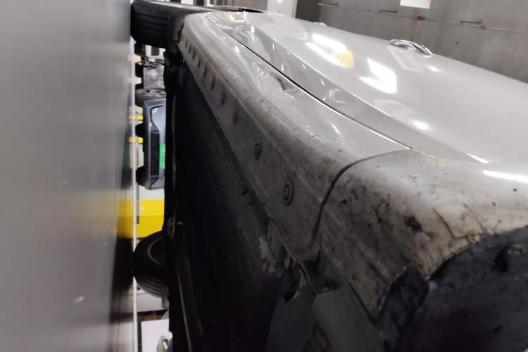 Used Nissan Tiida 2024 1.6L CVT Smart Drive Edition Right Side Sill