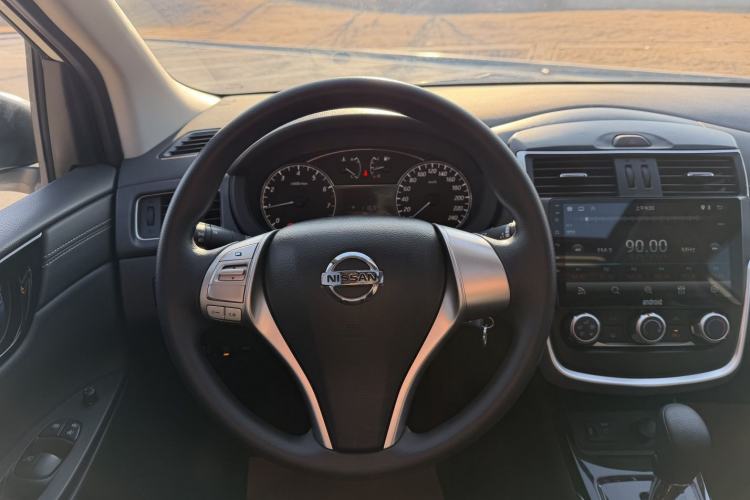 Used Nissan Tiida 2024 1.6L CVT Cool Dynamic Edition Steering Wheel