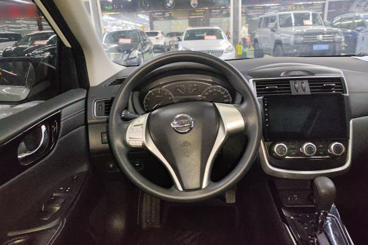 Used Nissan Tiida 2024 1.6L CVT Cool Dynamic Edition Steering Wheel
