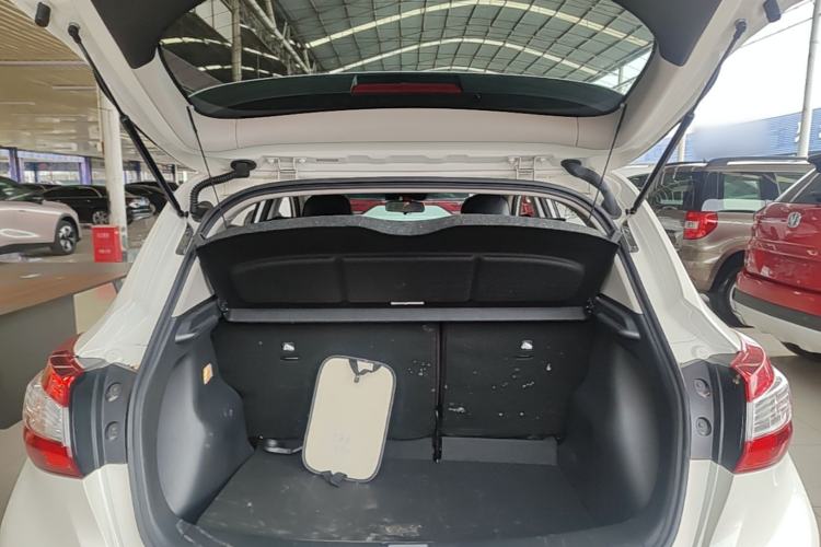 Used Nissan Tiida 2024 1.6L CVT Smart Drive Edition Trunk