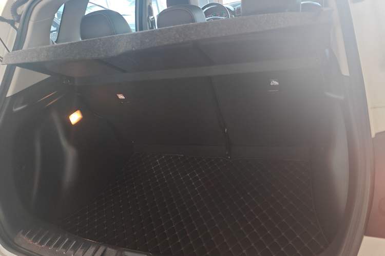 Used Nissan Tiida 2024 1.6L CVT Smart Drive Edition Trunk