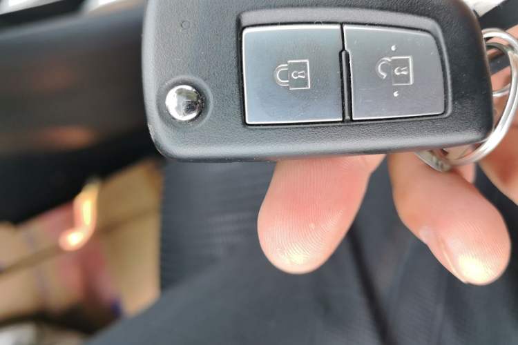 Used Nissan Tiida 2024 1.6L CVT Cool Dynamic Edition Vehicle Key