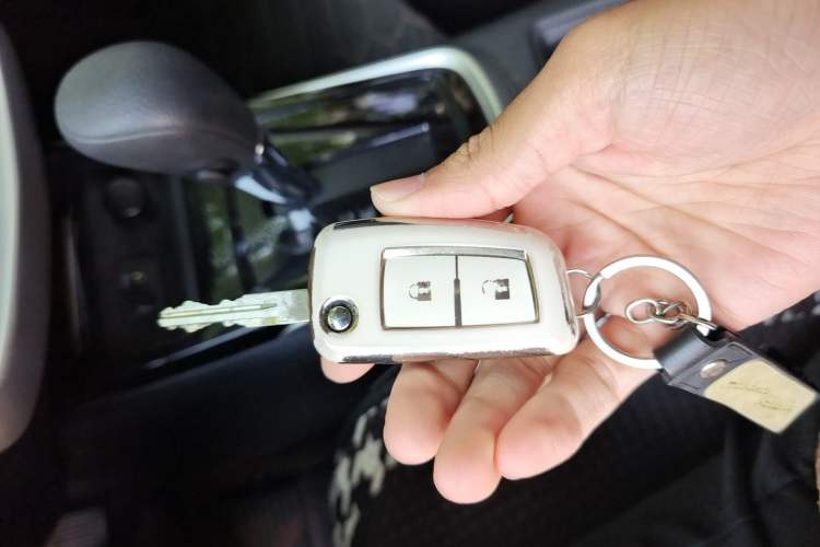 Used Nissan Tiida 2024 1.6L CVT Cool Dynamic Edition Vehicle Key