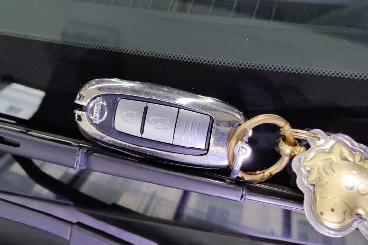 Used Nissan Tiida 2024 1.6L CVT Smart Drive Edition Vehicle Key