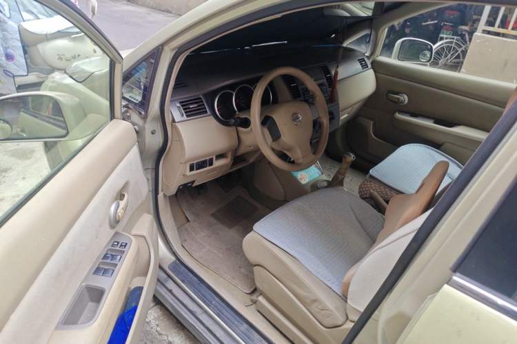 Used Nissan Tiida Sedan 2005 1.6L Driver Seat